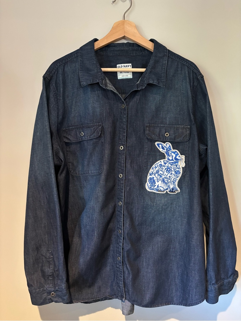 Old Navy Dark Denim Shirt | Snap Buttons| Floral Rabbit Patch | Size XXL